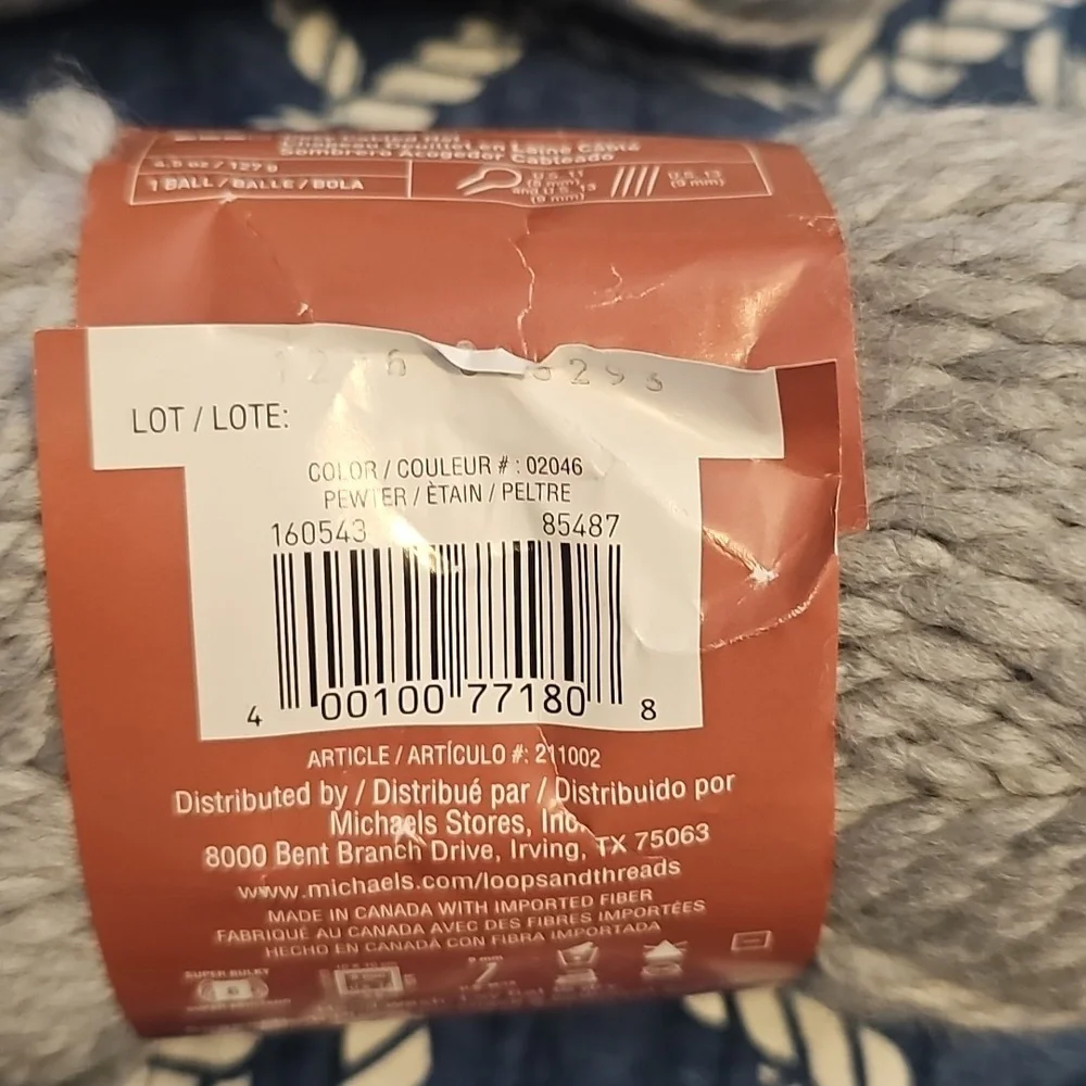 Loop & Threads Yarn Bundle - Black, Gray, Cream